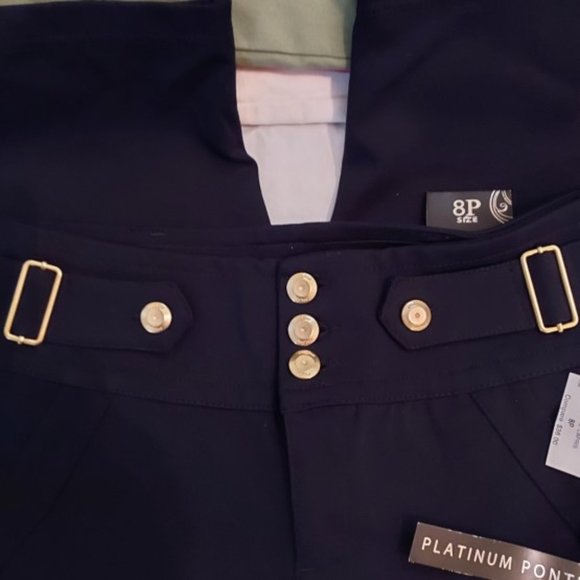 One 5 One Black With Gold Buttons and Attached Slide Belt Capri Size 8P NWT - Picture 2 of 9